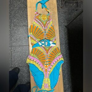 NWT Trina Turk one piece halter swimsuit and coverup dress. Print. Size Large